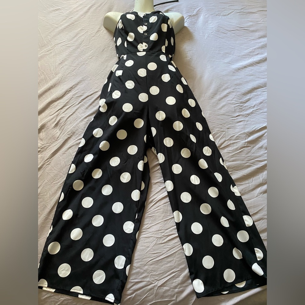 Forever21 Black and White Polka Dot Jumpsuit size M like new - Picture 1 of 12